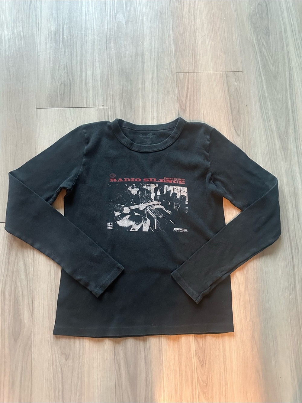 JOHN GALT Brandy Melville Black Graphic Long-Sleeve Tee - Radio Silence Small